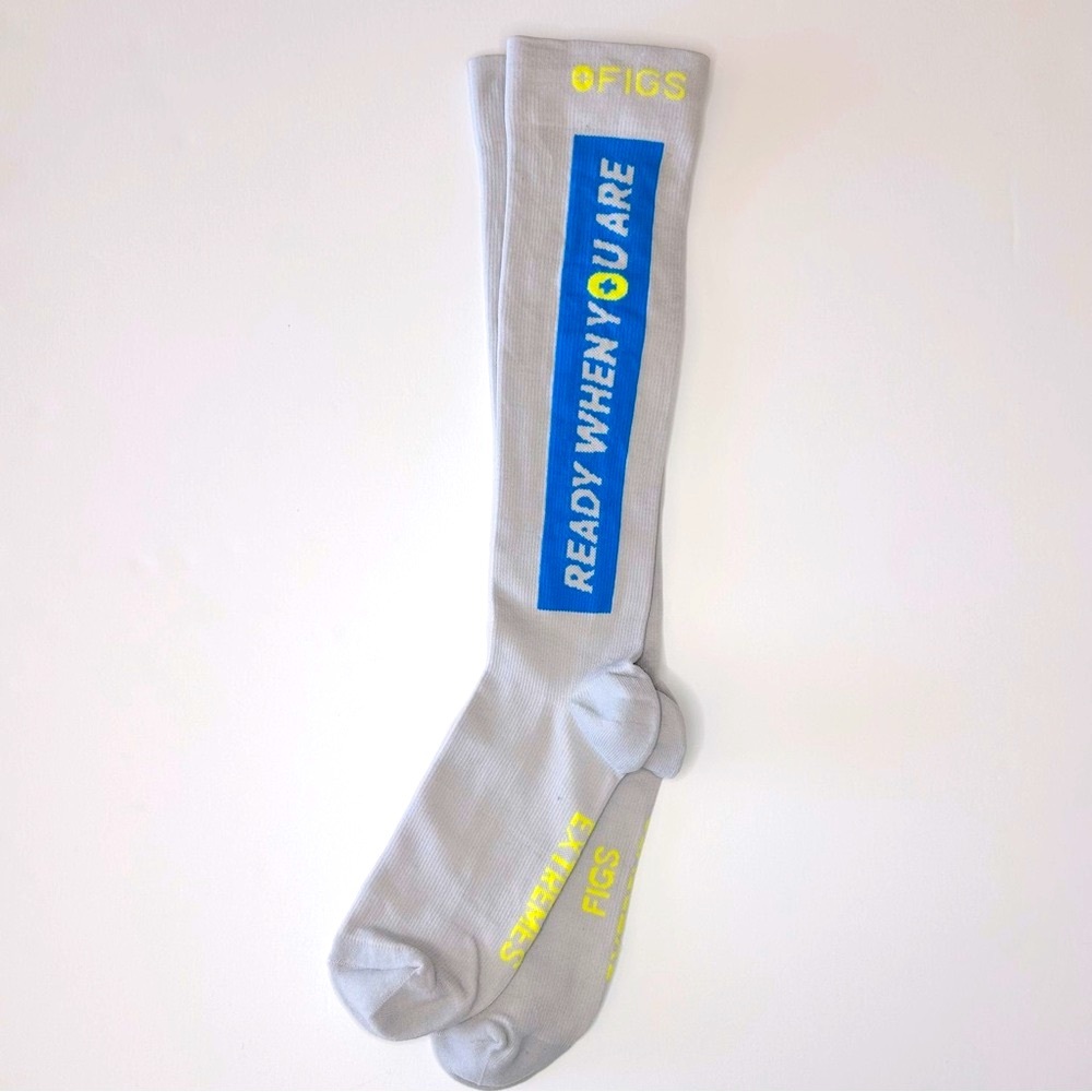 FIGS New EXTREMES Compression Socks READY WHEN YOU ARE Gray Blue Yellow - Picture 2 of 6